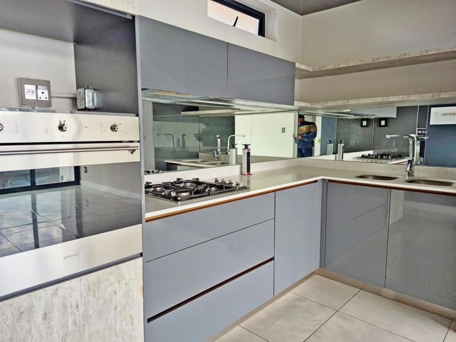 1 Bedroom Property for Sale in Houghton Estate Gauteng