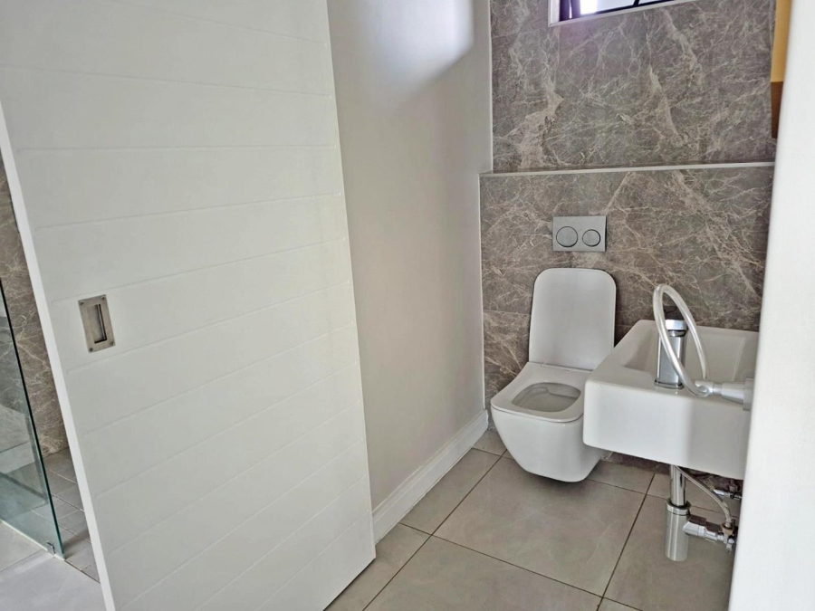 1 Bedroom Property for Sale in Houghton Estate Gauteng