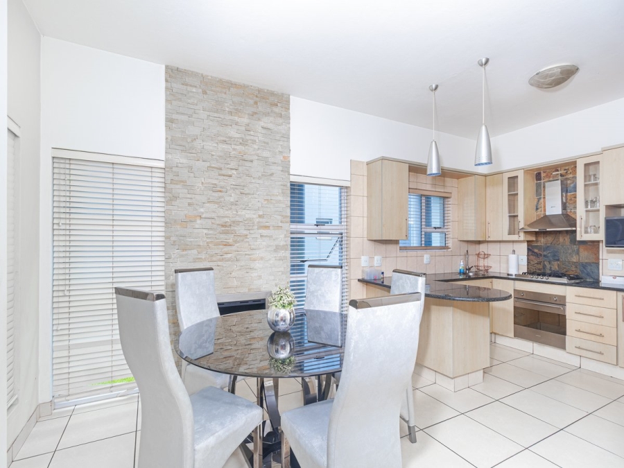 4 Bedroom Property for Sale in Ferndale Gauteng