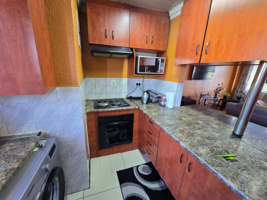 2 Bedroom Property for Sale in Impala Park Gauteng