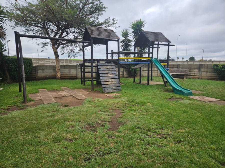2 Bedroom Property for Sale in Impala Park Gauteng