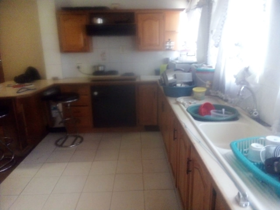 5 Bedroom Property for Sale in Primrose Hill Gauteng