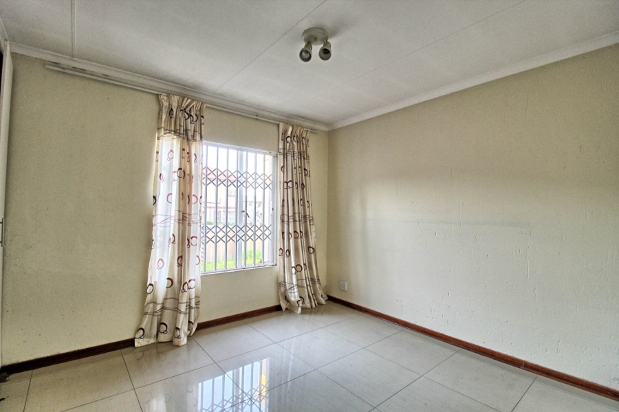 3 Bedroom Property for Sale in Noordwyk Gauteng