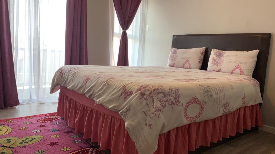 4 Bedroom Property for Sale in Blue Hills Gauteng