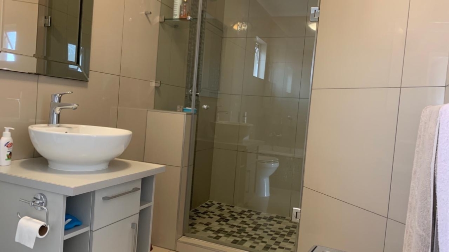 4 Bedroom Property for Sale in Blue Hills Gauteng