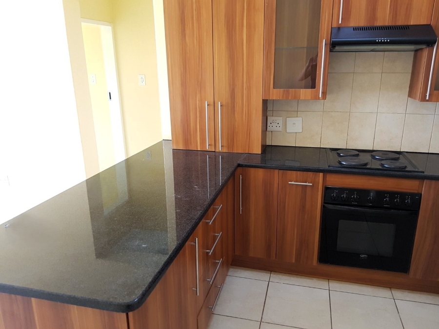 To Let 2 Bedroom Property for Rent in Garsfontein Gauteng