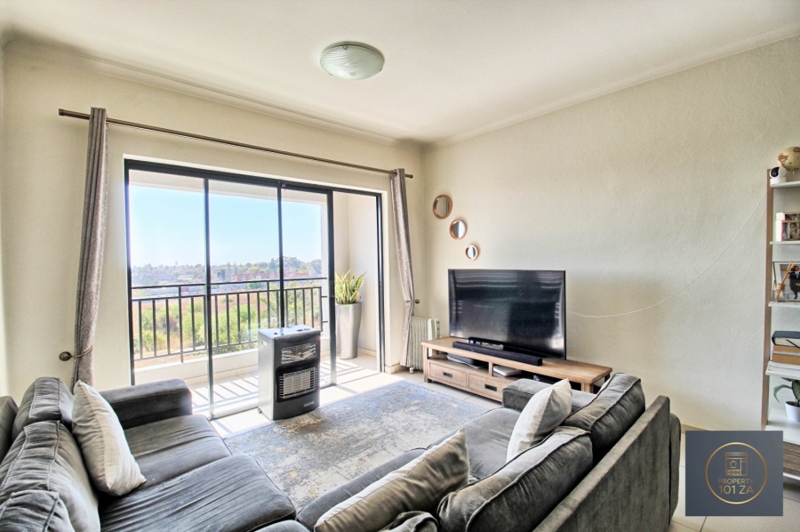 2 Bedroom Property for Sale in Carlswald Gauteng