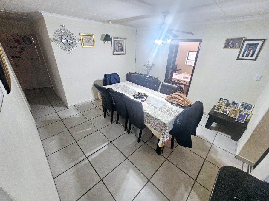 4 Bedroom Property for Sale in Heuweloord Gauteng