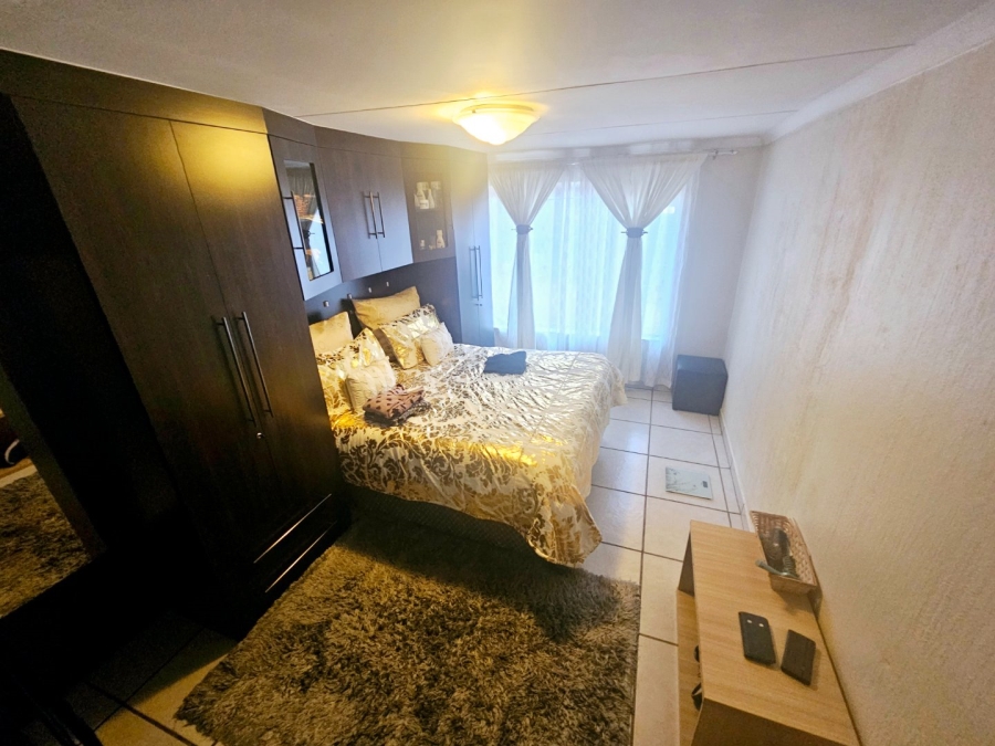4 Bedroom Property for Sale in Heuweloord Gauteng