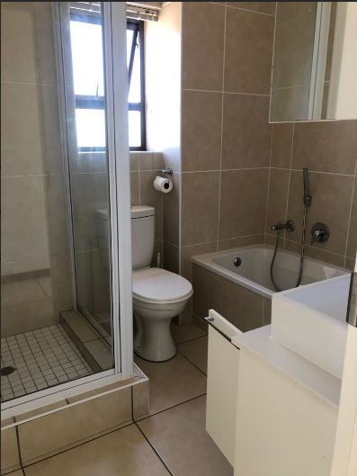 2 Bedroom Property for Sale in Barbeque Downs Gauteng