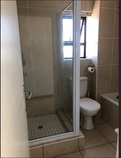 2 Bedroom Property for Sale in Barbeque Downs Gauteng