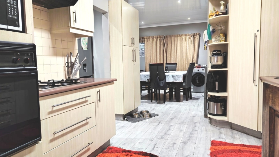 3 Bedroom Property for Sale in Three Rivers Gauteng