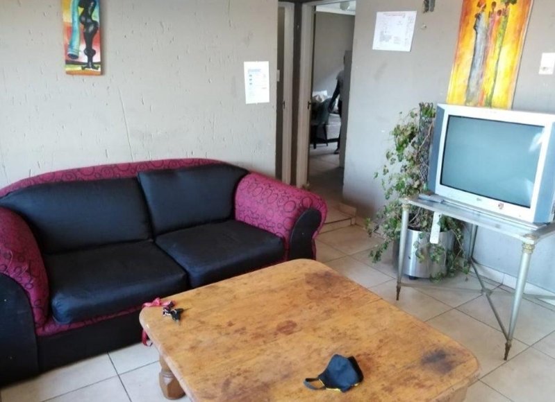 11 Bedroom Property for Sale in Orlando West Gauteng