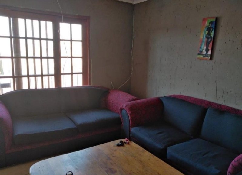11 Bedroom Property for Sale in Orlando West Gauteng