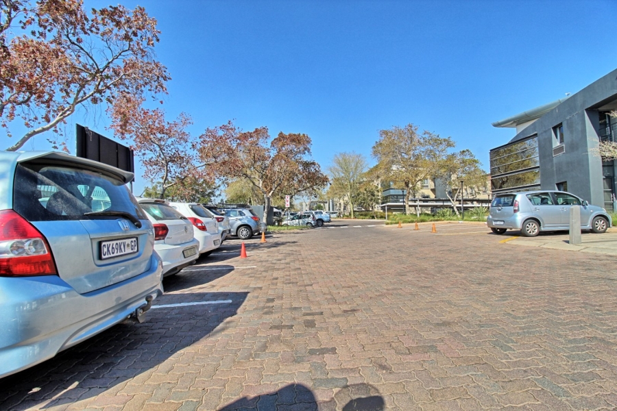 To Let commercial Property for Rent in Strubensvallei Gauteng