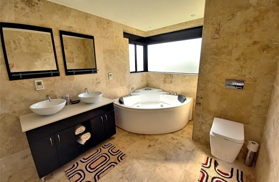 3 Bedroom Property for Sale in Vaal Marina Gauteng