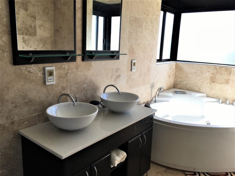 3 Bedroom Property for Sale in Vaal Marina Gauteng