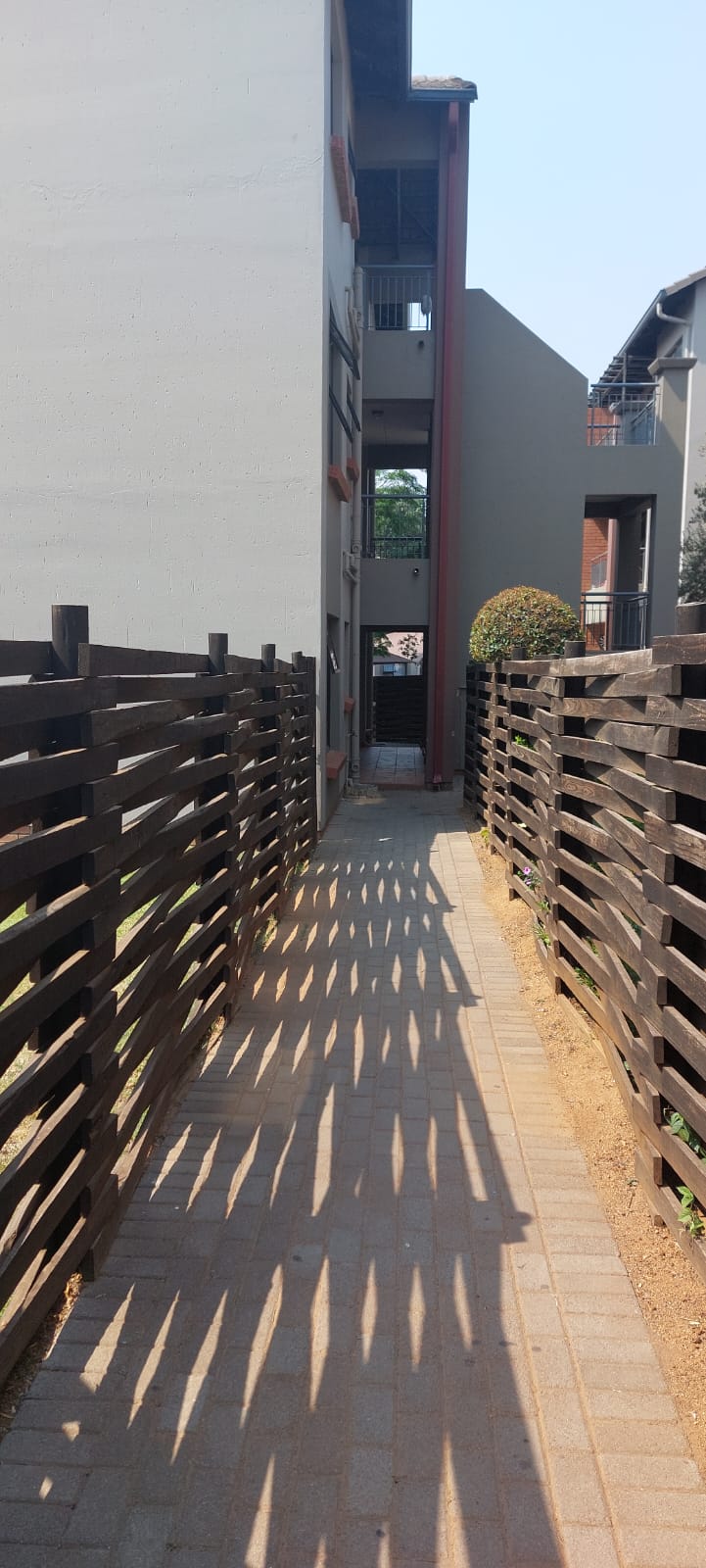 To Let 2 Bedroom Property for Rent in North Riding Gauteng