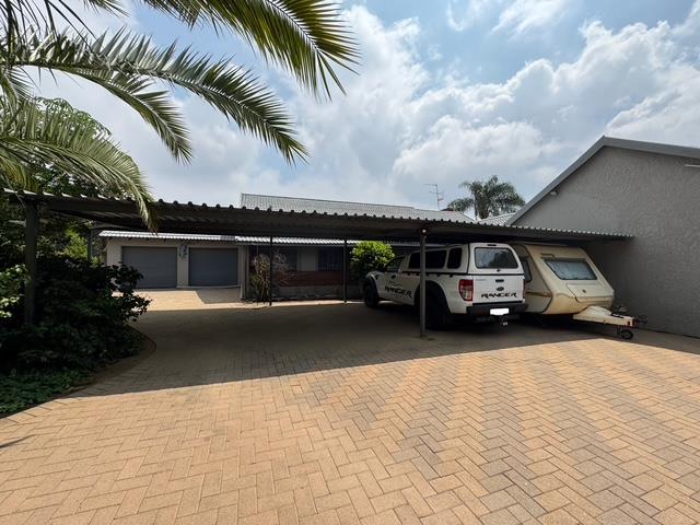 3 Bedroom Property for Sale in Van Riebeeck Park Gauteng