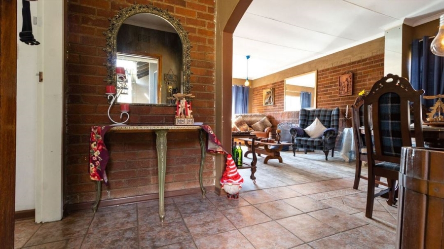 3 Bedroom Property for Sale in Van Riebeeck Park Gauteng