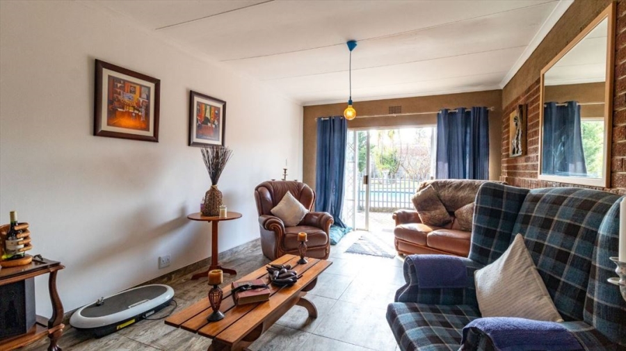 3 Bedroom Property for Sale in Van Riebeeck Park Gauteng