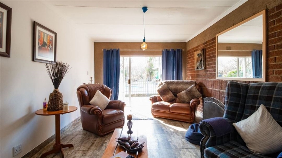 3 Bedroom Property for Sale in Van Riebeeck Park Gauteng