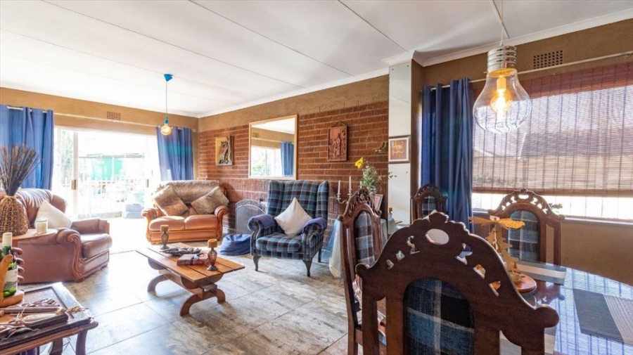 3 Bedroom Property for Sale in Van Riebeeck Park Gauteng