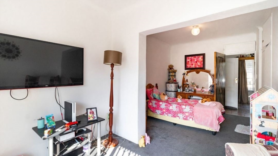 3 Bedroom Property for Sale in Van Riebeeck Park Gauteng