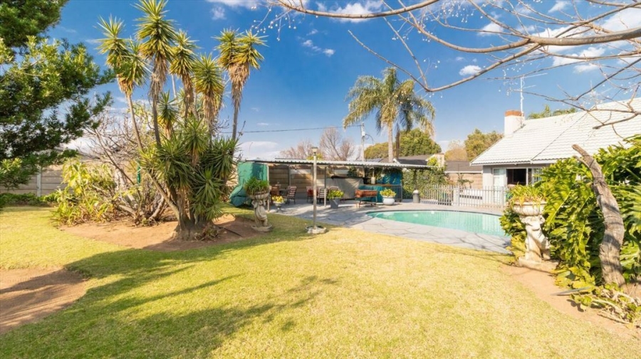 3 Bedroom Property for Sale in Van Riebeeck Park Gauteng