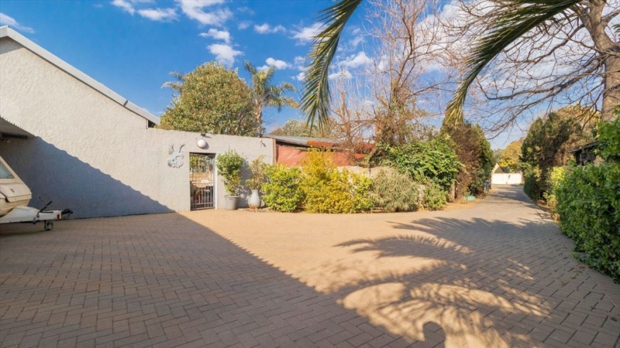 3 Bedroom Property for Sale in Van Riebeeck Park Gauteng