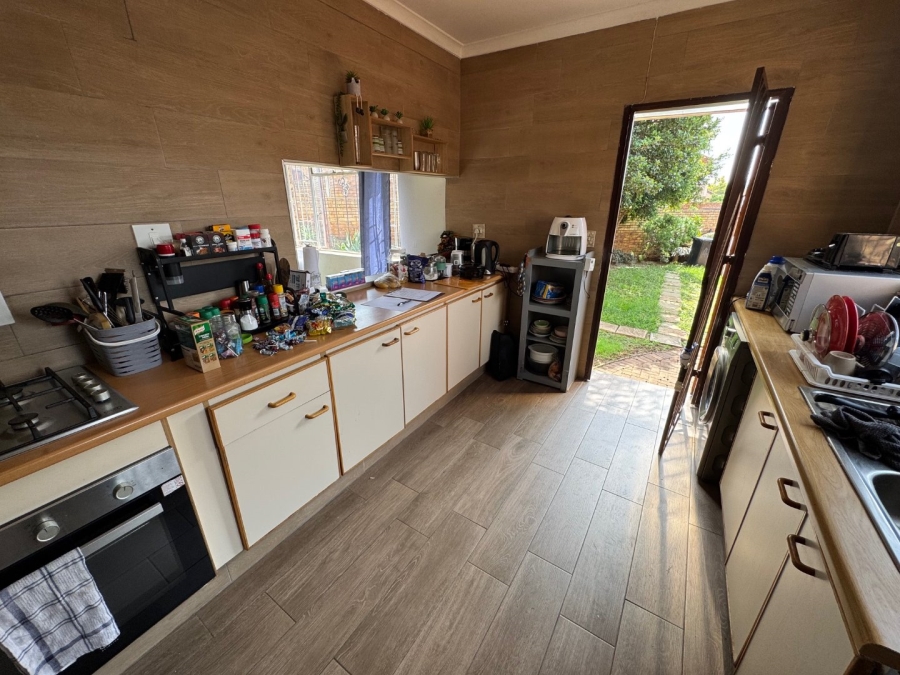2 Bedroom Property for Sale in Birchleigh Gauteng