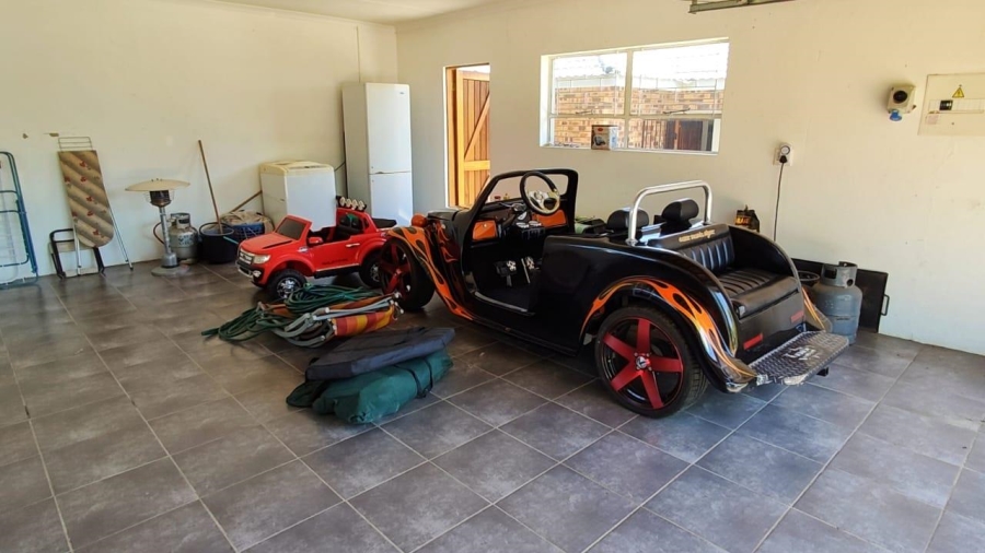 4 Bedroom Property for Sale in Vaal Marina Gauteng