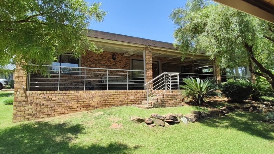4 Bedroom Property for Sale in Vaal Marina Gauteng