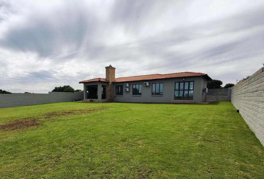 4 Bedroom Property for Sale in Vaal Marina Gauteng