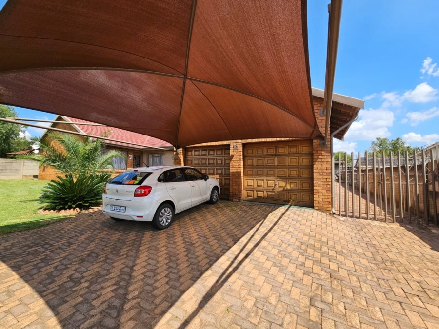 3 Bedroom Property for Sale in Visagie Park Gauteng
