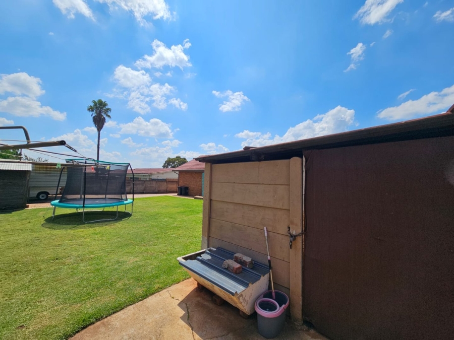 3 Bedroom Property for Sale in Visagie Park Gauteng