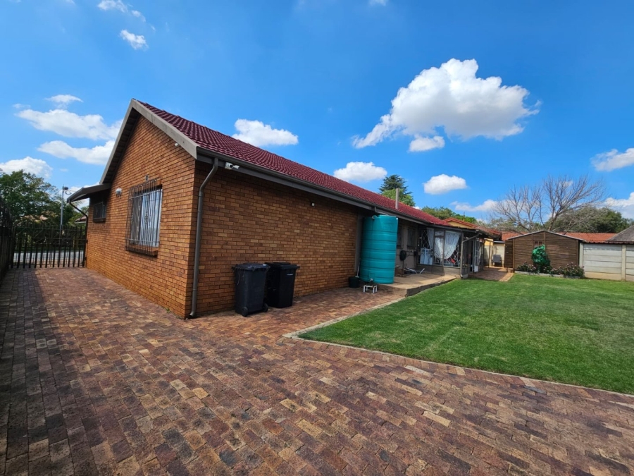 3 Bedroom Property for Sale in Visagie Park Gauteng