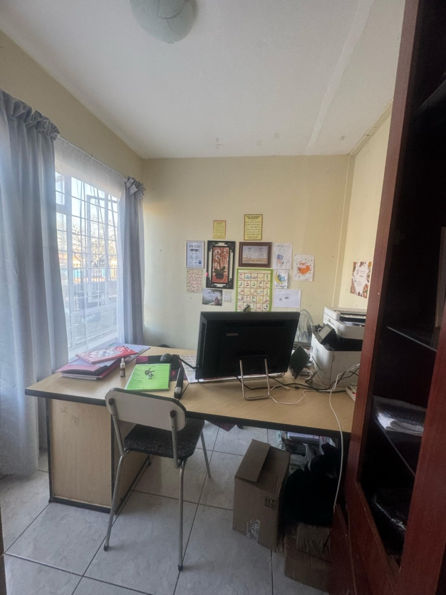3 Bedroom Property for Sale in Laudium Ext 2 Gauteng