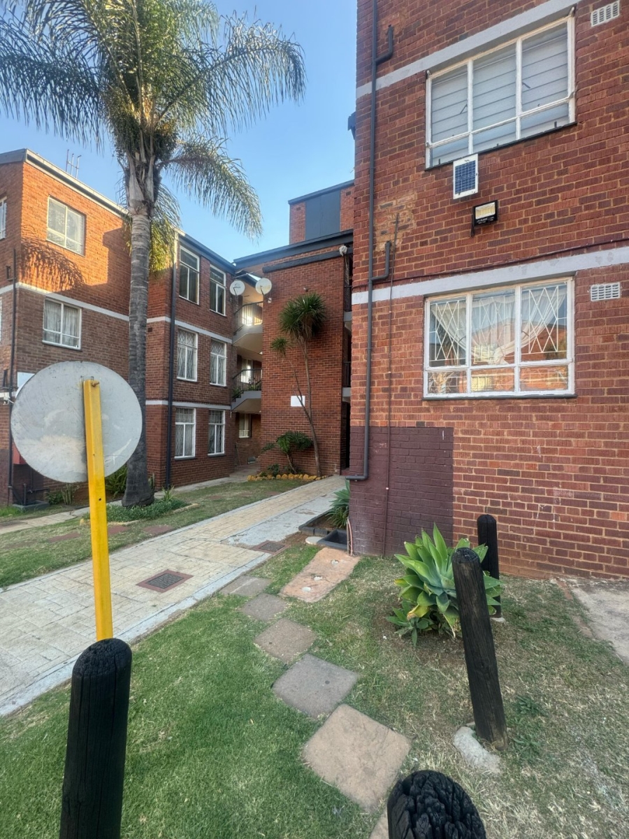 3 Bedroom Property for Sale in Laudium Ext 2 Gauteng