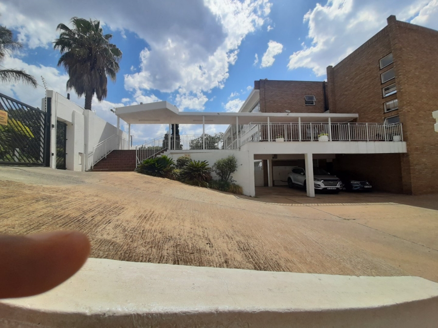 3 Bedroom Property for Sale in Bramley Park Gauteng