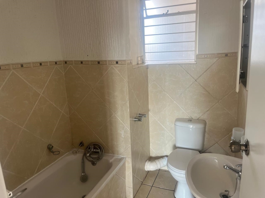 3 Bedroom Property for Sale in Bramley Park Gauteng