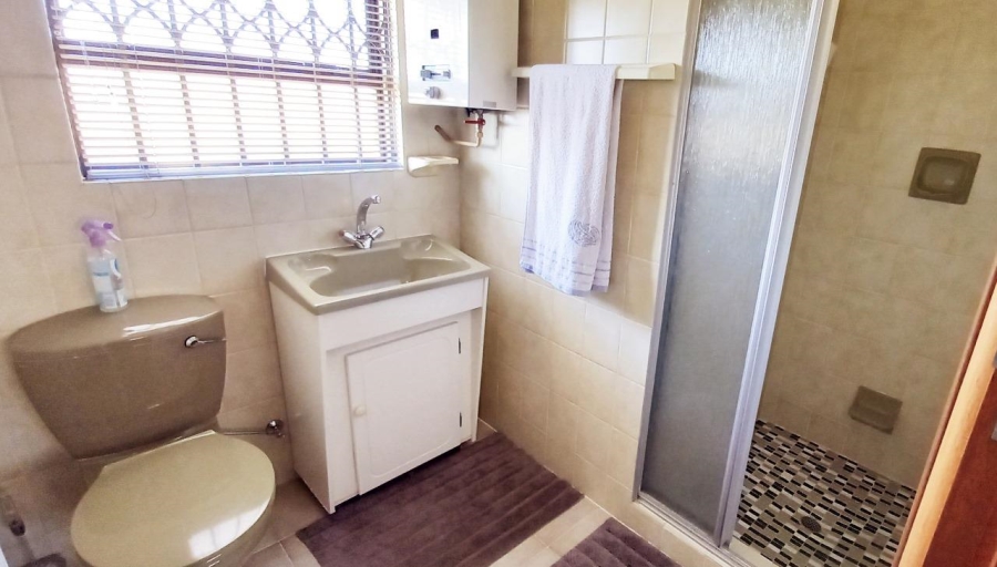 4 Bedroom Property for Sale in Vaal Marina Gauteng