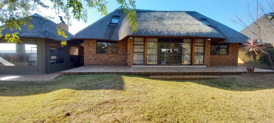 4 Bedroom Property for Sale in Vaal Marina Gauteng