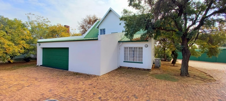 5 Bedroom Property for Sale in Vaal Marina Gauteng