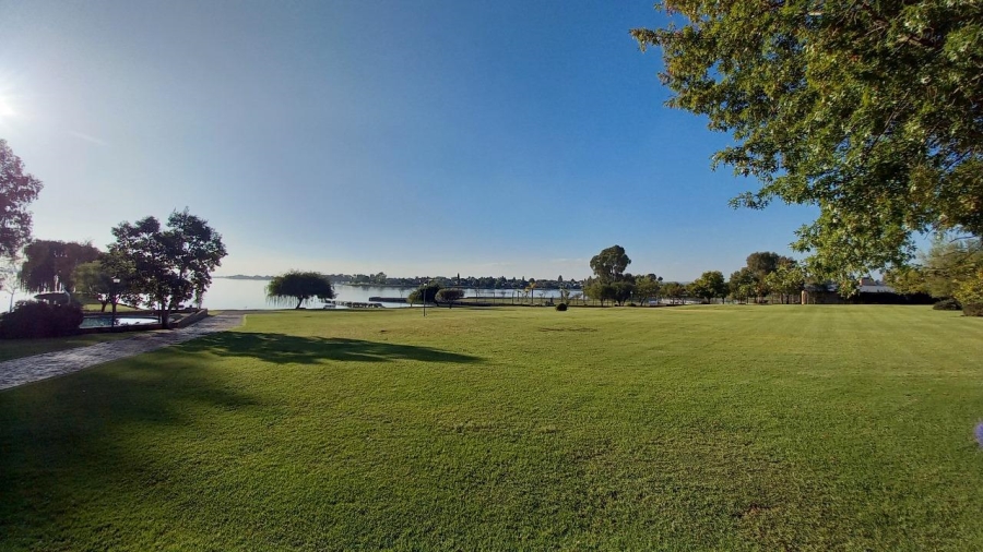 5 Bedroom Property for Sale in Vaal Marina Gauteng