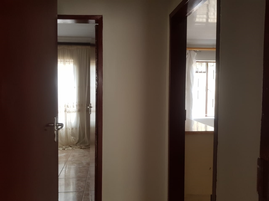 To Let 2 Bedroom Property for Rent in Klipspruit Gauteng