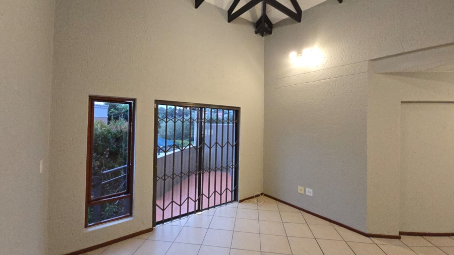 To Let 2 Bedroom Property for Rent in Glenvista Gauteng
