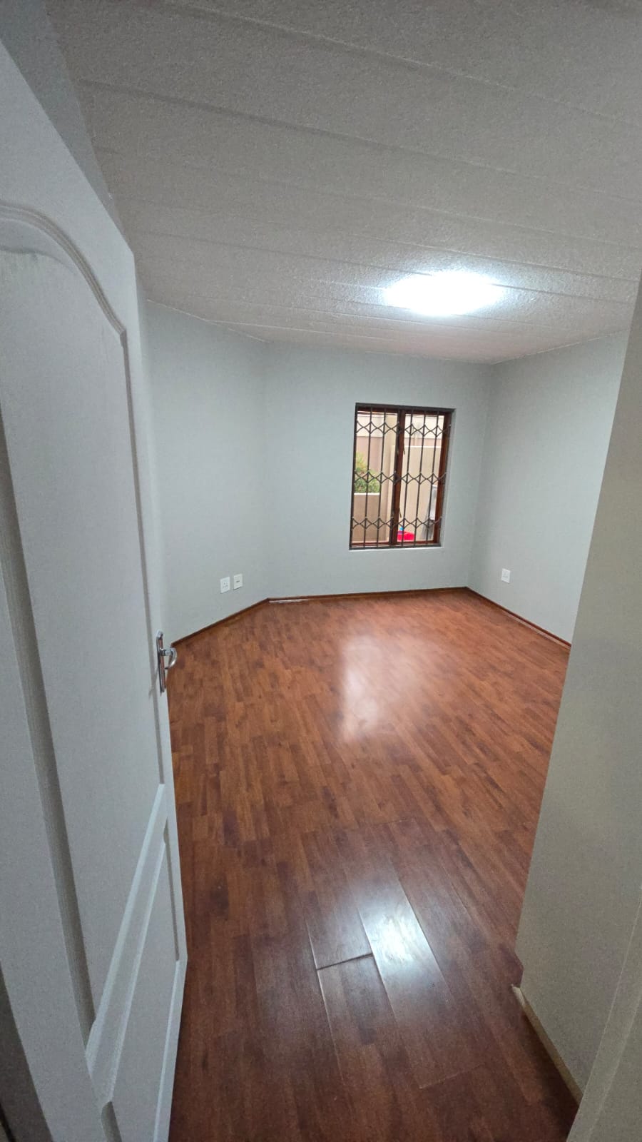 To Let 2 Bedroom Property for Rent in Glenvista Gauteng