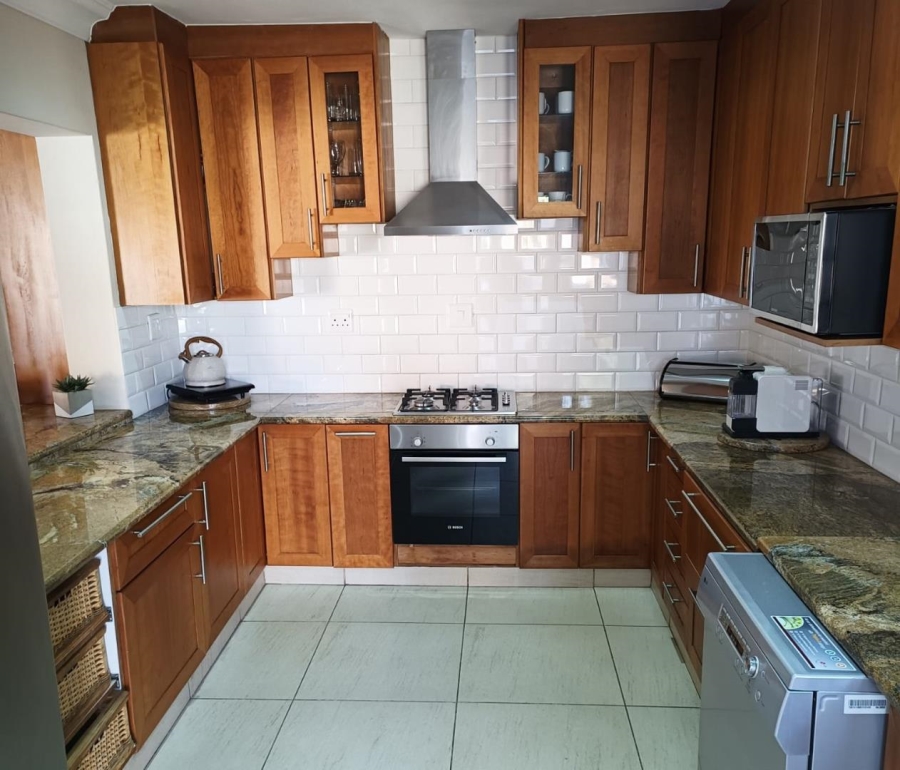 5 Bedroom Property for Sale in Vaal Marina Gauteng