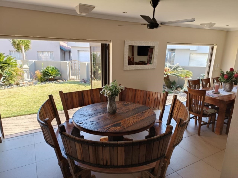 5 Bedroom Property for Sale in Vaal Marina Gauteng